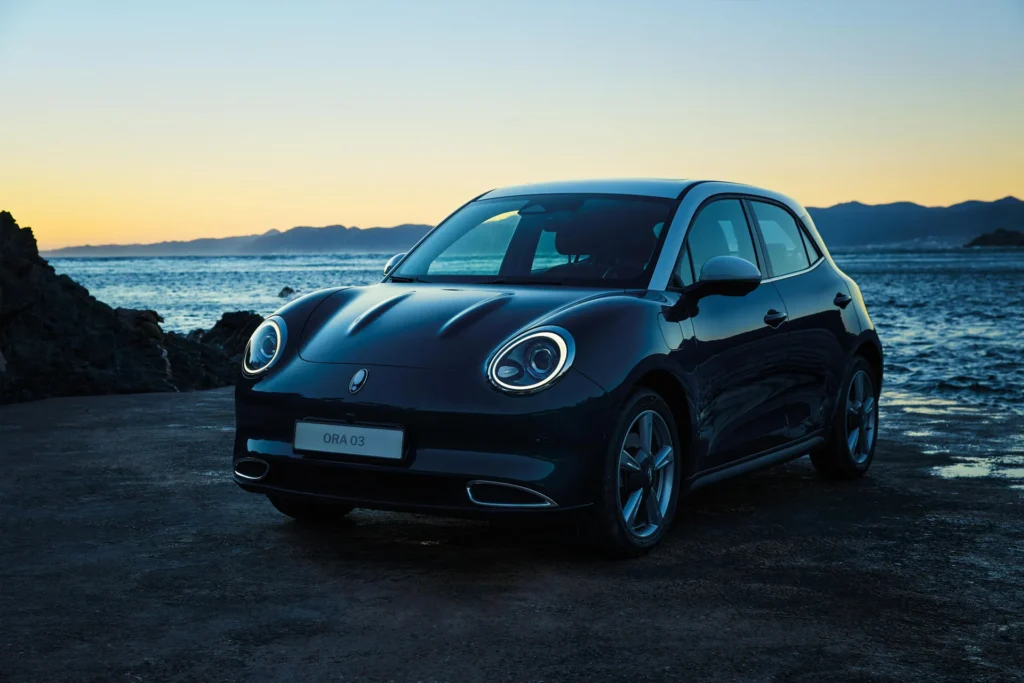 ORA-03_Aurora-Green_Sea-Front-dusk